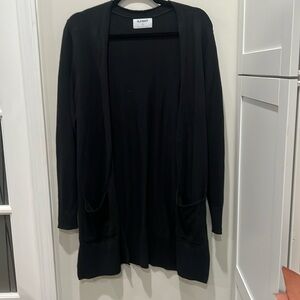 Women’s Old Navy Cardigan. Size Medium.